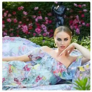 NWT ALICE + OLIVIA X Lola Schnabel Tempie Ruffle Off Shoulder Maxi Dress Size 2